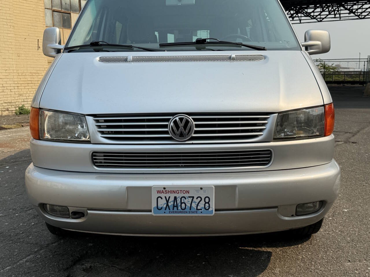 Used 2003 Volkswagen Eurovan MV FWD image 27