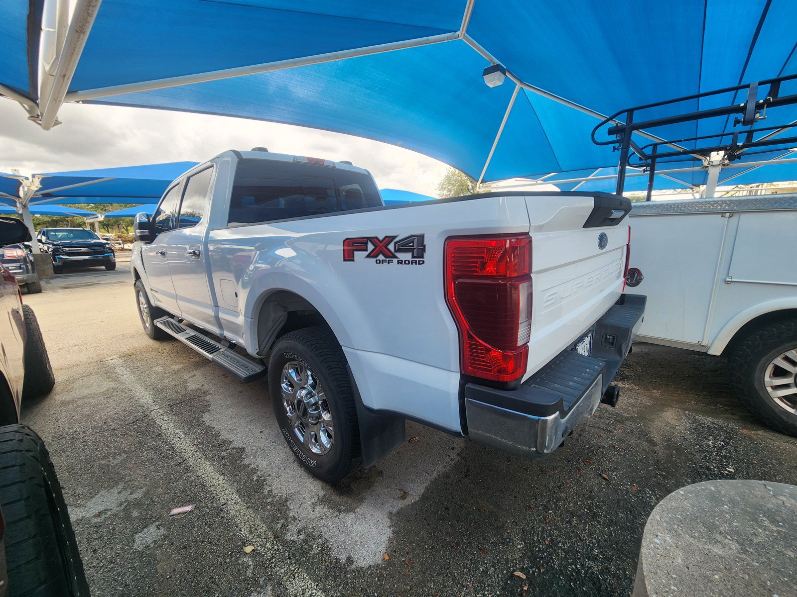 Used 2021 Ford F250 Lariat w/ Chrome Package AWD/4WD image 4