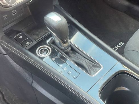 Certified 2024 Nissan Kicks SV image 22