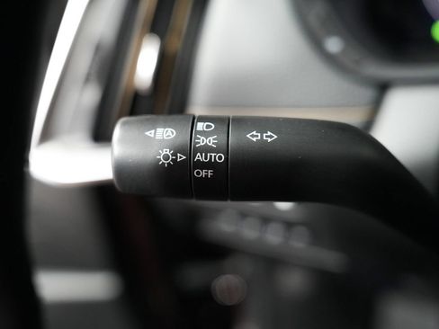 Used 2024 MAZDA CX-90 Plug-In Hybrid w/ Premium Pkg AWD/4WD image 23