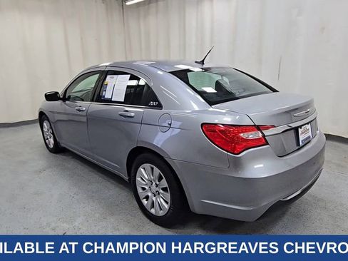 Used 2014 Chrysler 200 LX image 10