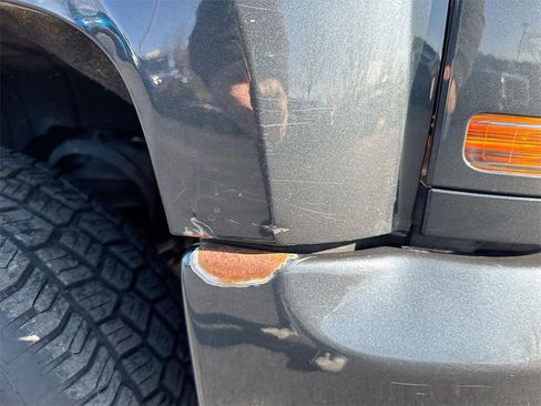 Used 2019 Chevrolet Silverado 1500 LT w/ All Star Edition image 32