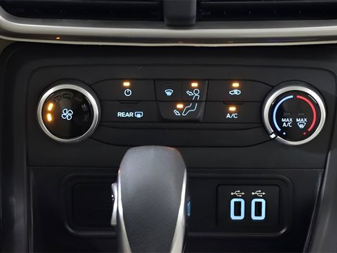 Used 2021 Ford EcoSport S image 33