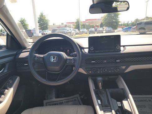 Certified 2024 Honda Accord EX image 24