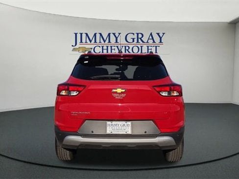 New 2026 Chevrolet TrailBlazer LT w/ Convenience Package image 4