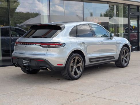 Certified 2026 Porsche Macan AWD/4WD image 9