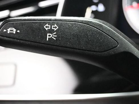Used 2019 Audi Q8 Prestige AWD/4WD image 20