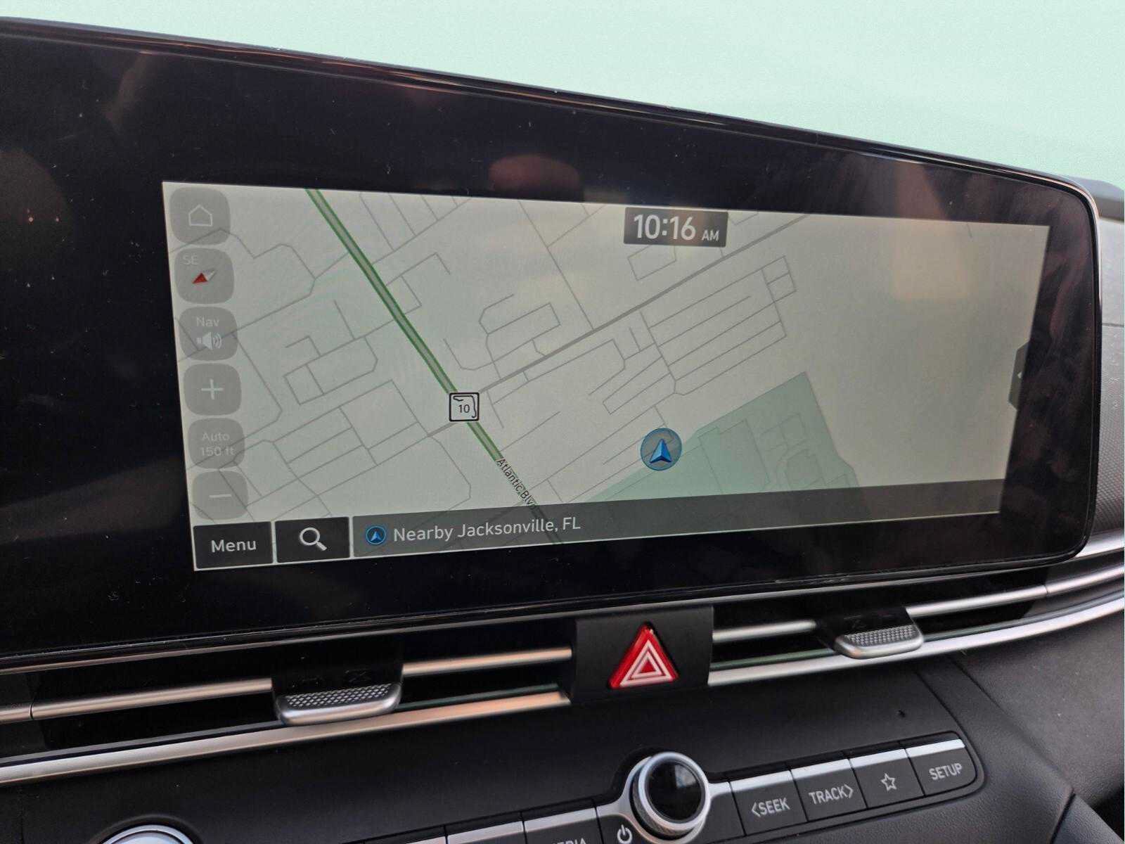 Used 2025 Hyundai Elantra SEL FWD image 24