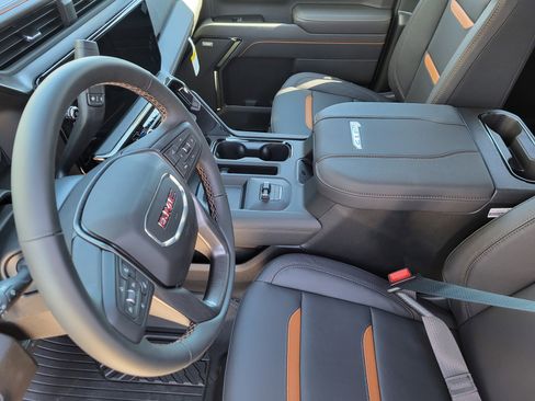 New 2026 GMC Sierra 2500 AT4 w/ AT4 Premium Plus Package AWD/4WD image 12