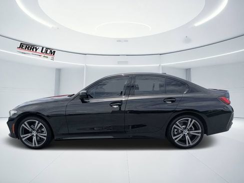 Used 2023 BMW 330i xDrive Sedan w/ Premium Package AWD/4WD image 6