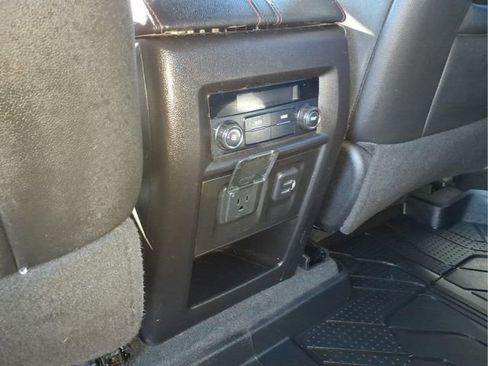 Used 2022 Chevrolet Traverse RS image 16