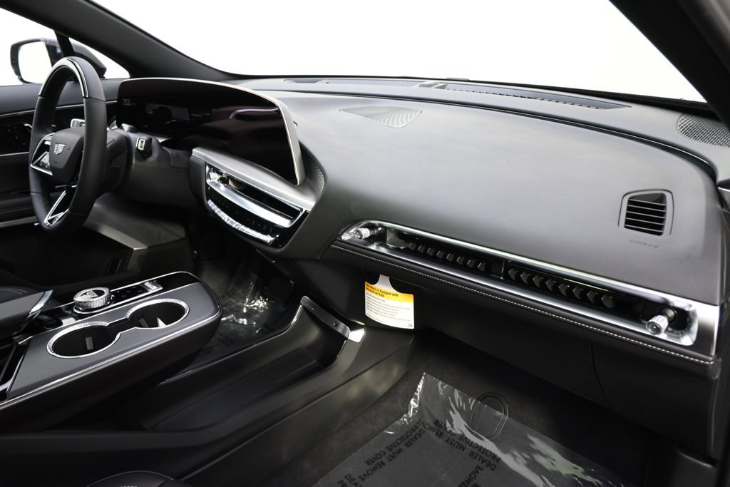 New 2026 Cadillac Lyriq Premium Sport w/ LPO, Floor Liner Package AWD/4WD image 15