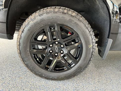 New 2026 Chevrolet Silverado 1500 High Country w/ Midnight Edition AWD/4WD image 33