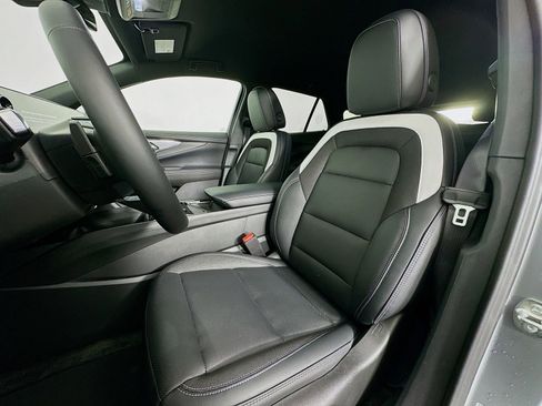 New 2026 Chevrolet Blazer EV LT image 21