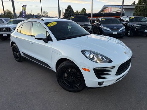 Used 2016 Porsche Macan S w/ Premium Package Plus AWD/4WD image 3