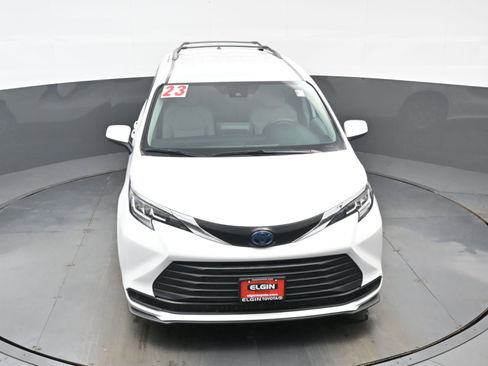 Used 2023 Toyota Sienna LE image 34