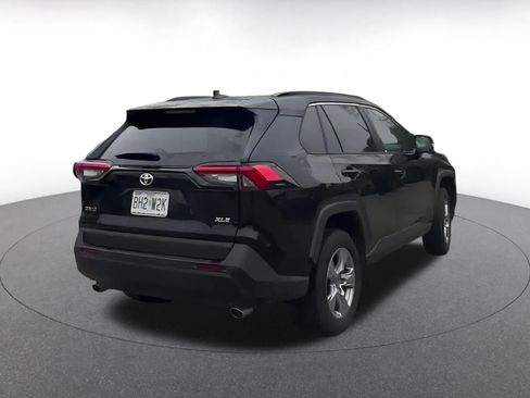 Used 2025 Toyota RAV4 XLE image 14