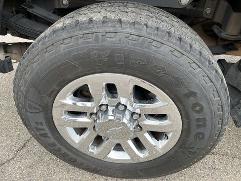 Used 2018 Chevrolet Silverado 3500 High Country w/ Duramax Plus Package AWD/4WD image 14