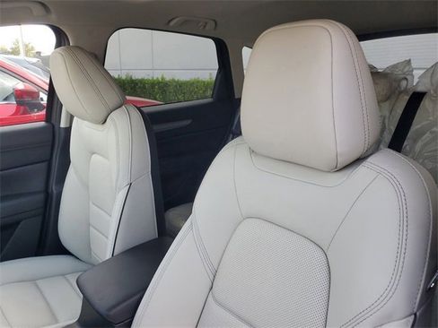 New 2025 MAZDA CX-5 AWD 2.5 S w/ Preferred Package image 17