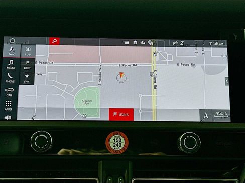 New 2026 Porsche Macan image 18