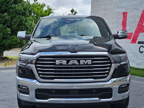 Used 2025 RAM 1500 Laramie AWD/4WD image 2