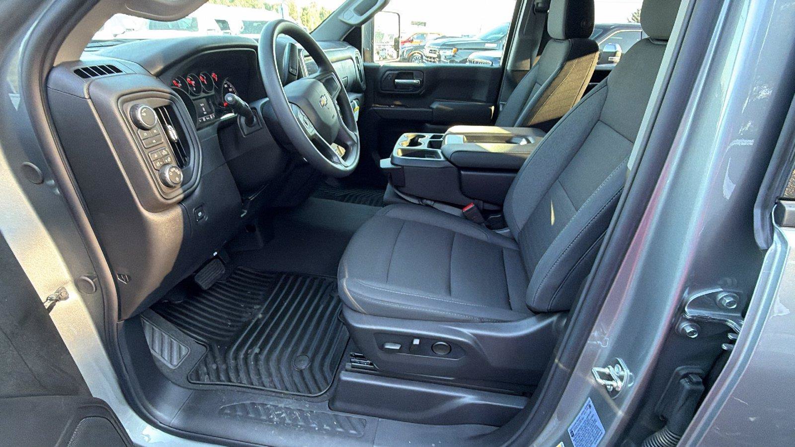 New 2026 Chevrolet Silverado 2500 Custom w/ Custom Value Package AWD/4WD image 16