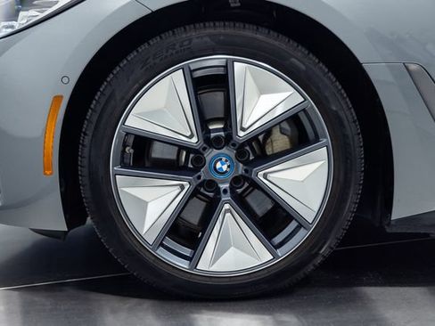 Certified 2024 BMW i4 eDrive40 w/ Premium Package RWD image 27