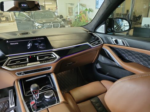 Used 2021 BMW X6 M w/ Competition Package AWD/4WD image 19