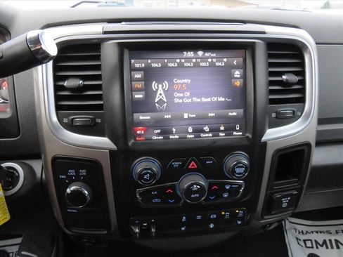 Used 2018 RAM 3500 Big Horn w/ Harvest Edition image 17