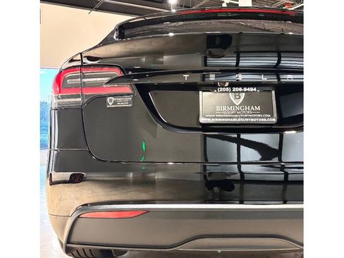 Used 2025 Tesla Model X image 15
