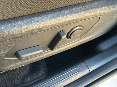 New 2026 Kia Sportage LX image 23