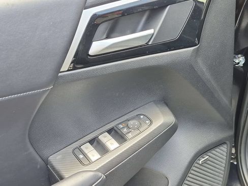 Used 2025 Mitsubishi Outlander SE AWD/4WD image 13