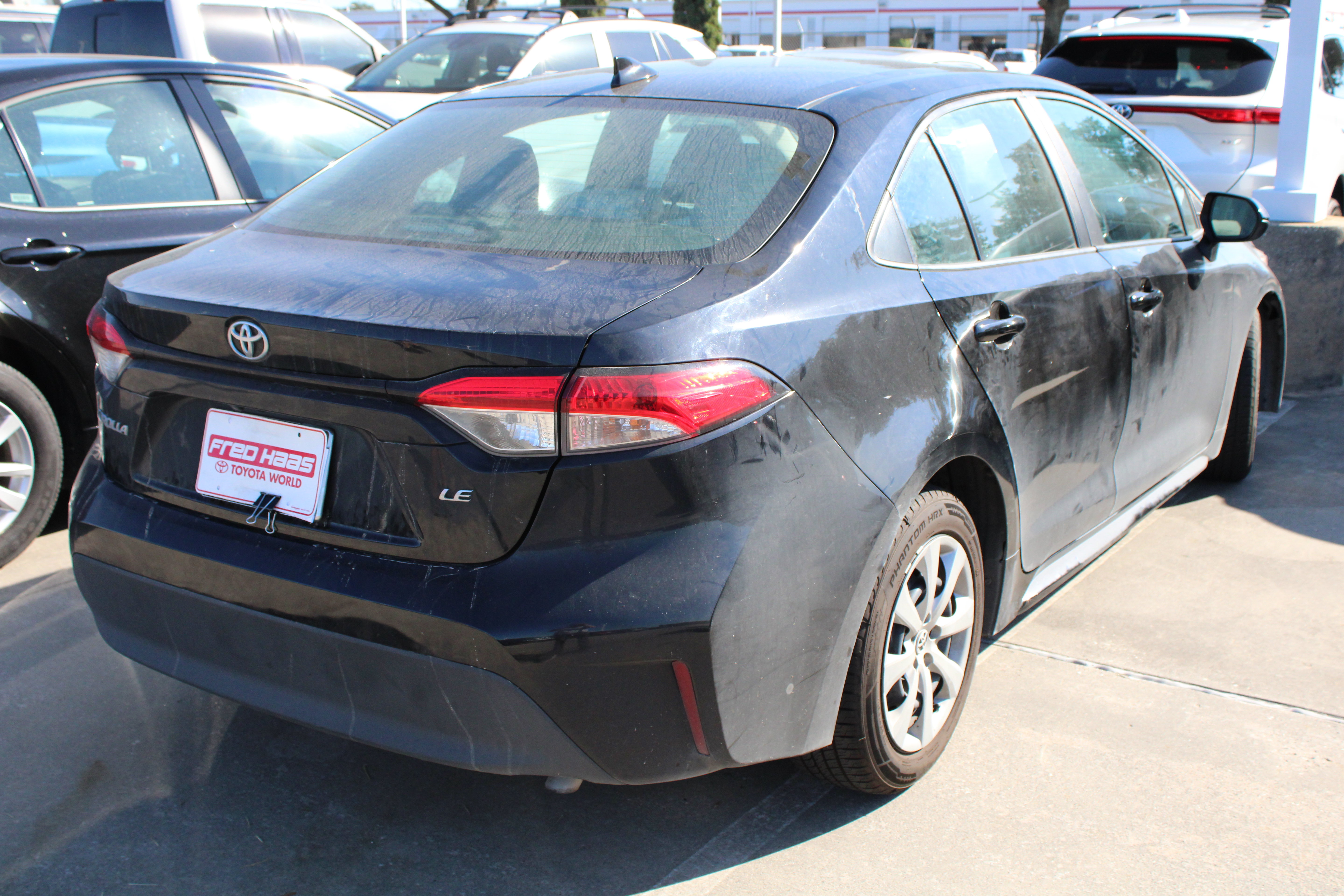 Used 2023 Toyota Corolla LE FWD image 9