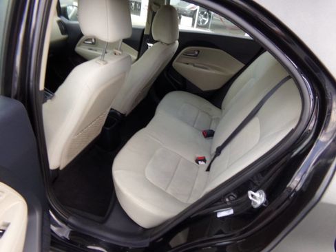 Used 2012 Kia Rio LX w/ PWR Pkg image 9