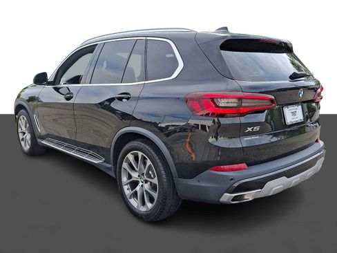 Used 2023 BMW X5 xDrive40i w/ Premium Package AWD/4WD image 4