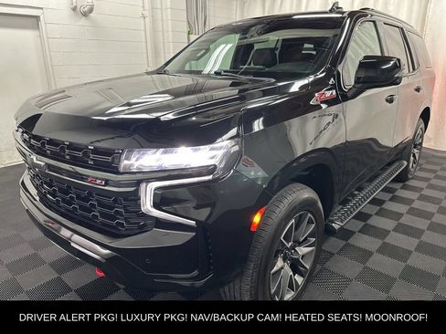 Used 2022 Chevrolet Tahoe Z71 w/ Luxury Package AWD/4WD image 5