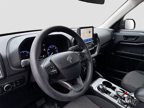 Used 2024 Ford Bronco Sport Big Bend image 9