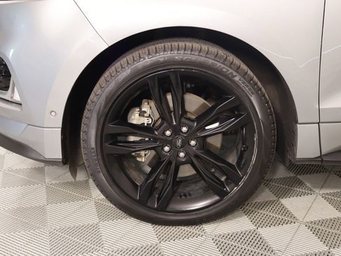 Used 2020 Ford Edge ST w/ Equipment Group 401A image 19