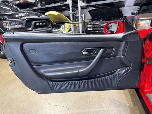 Used 2000 Mercedes-Benz SLK 230 image 10