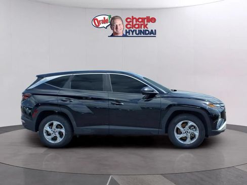 Used 2024 Hyundai Tucson SE AWD/4WD image 6