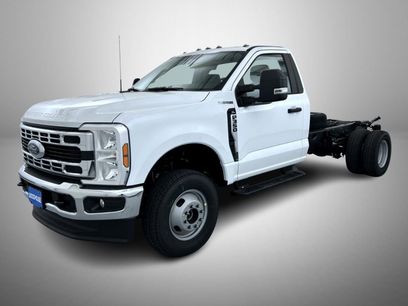 New 2026 Ford F350 XL w/ XL Chrome Package