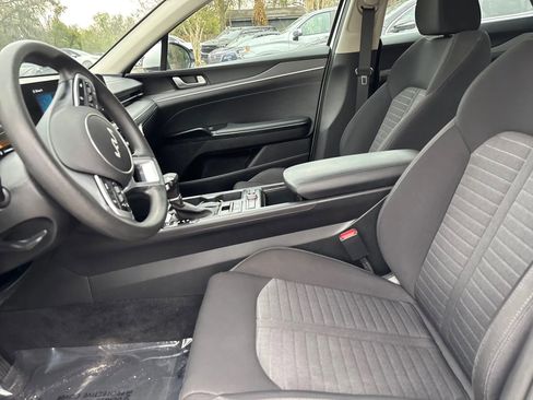 Used 2025 Kia K5 LXS image 10