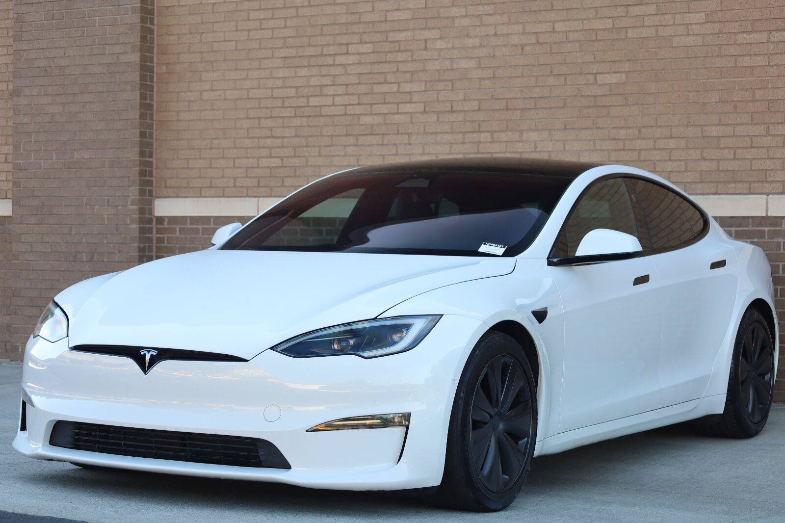 Used 2022 Tesla Model S AWD/4WD image 5