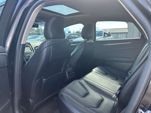 Used 2017 Ford Fusion Titanium AWD/4WD image 9