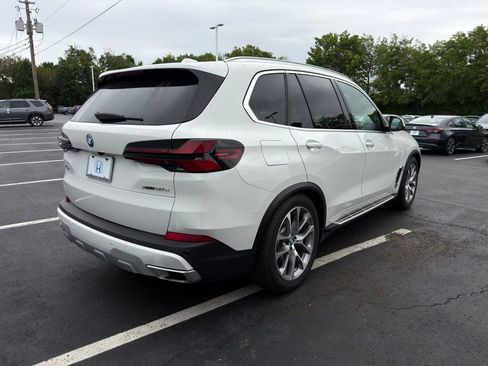 Used 2025 BMW X5 xDrive50e AWD/4WD image 5