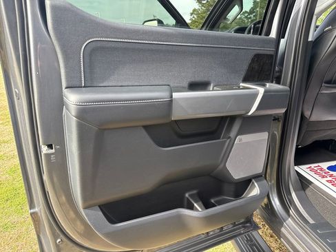 Used 2024 Ford F350 Lariat w/ Lariat Ultimate Package image 41