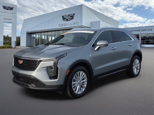 Certified 2024 Cadillac XT4 Luxury w/ Cold Weather Package AWD/4WD image 1