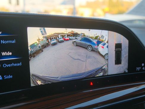 Used 2022 Cadillac Escalade ESV Luxury image 22