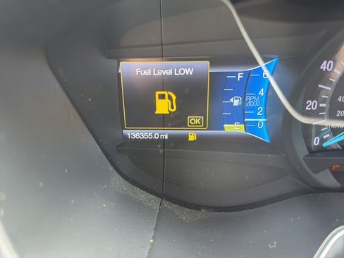 Used 2014 Ford Fusion SE image 1