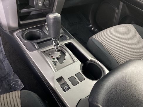 Used 2017 Toyota 4Runner SR5 image 27